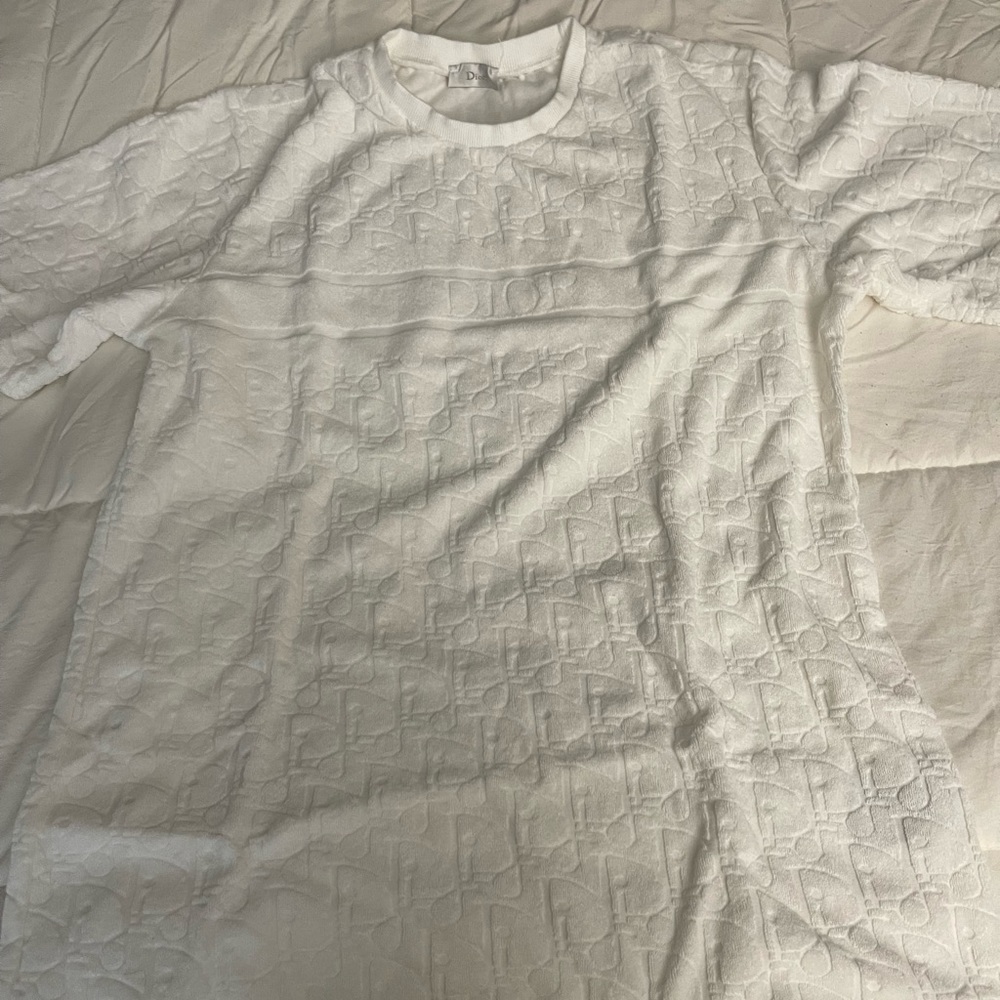 White T-Shirt Dior size medium used .